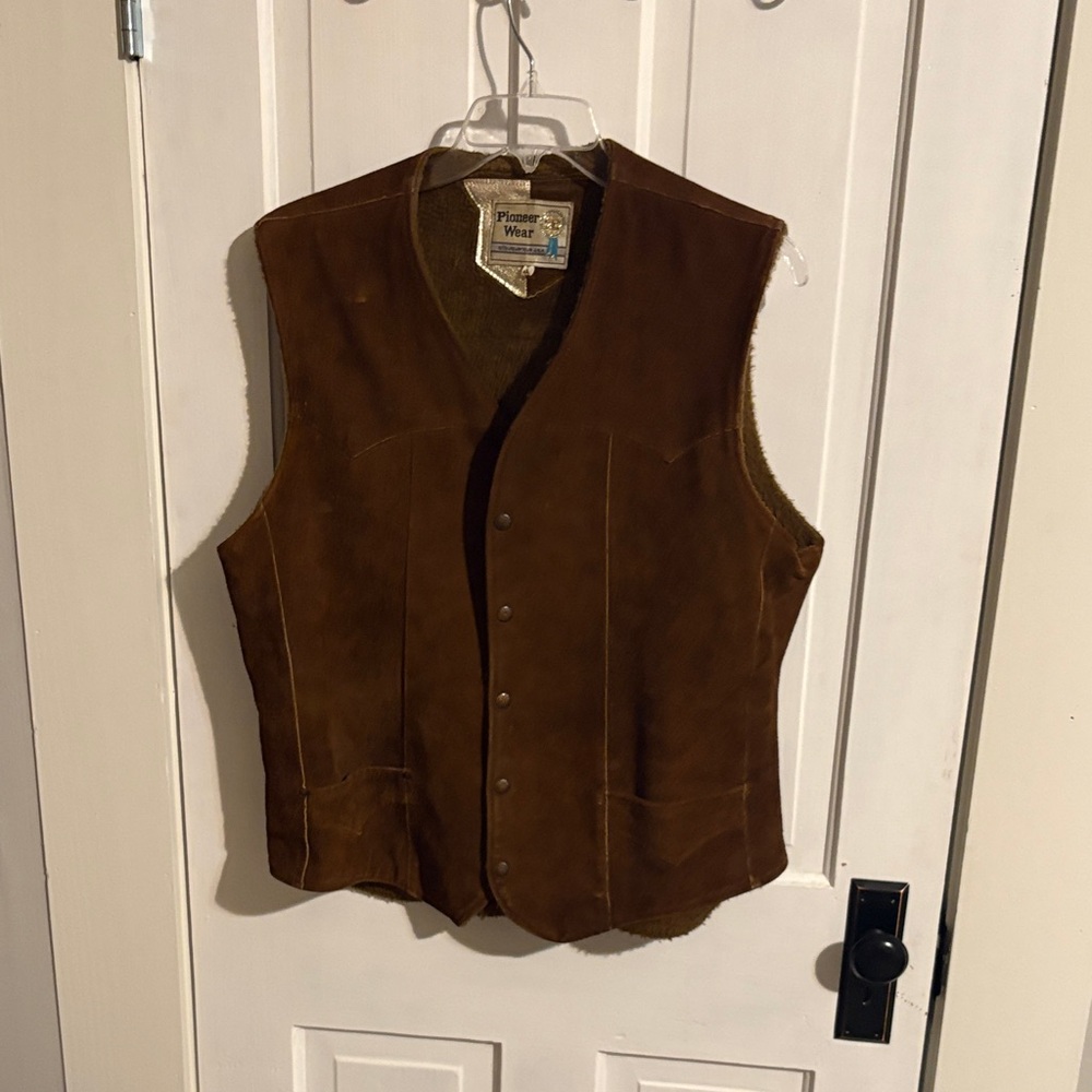 Pioneer Wear vintage Men's‎ Brown Suede Vest
